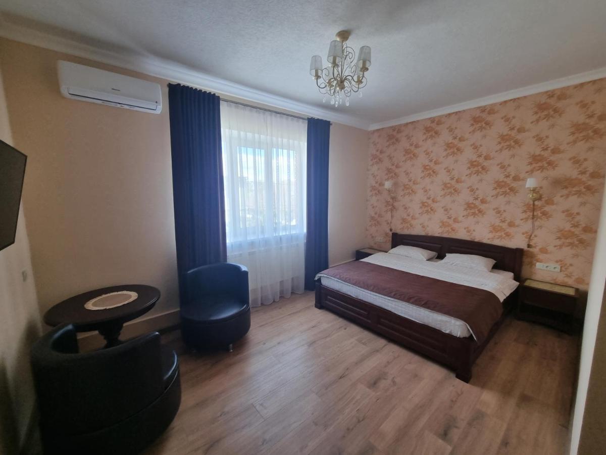 Ник Аэро Hotel Harkiv Exterior foto
