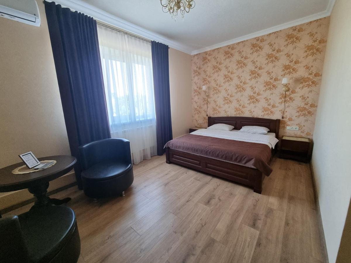 Ник Аэро Hotel Harkiv Exterior foto